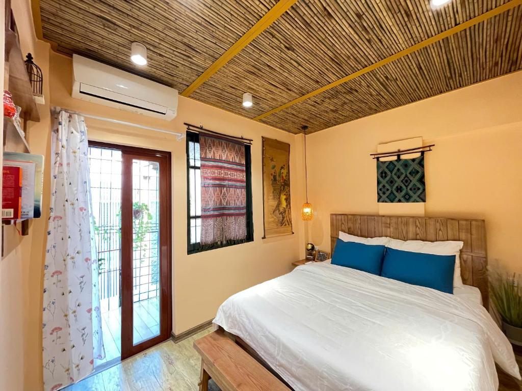 Quiet Private Apartment, 5' to Hoan Kiem Lake, 2 Balconies, 1 Bedroom, Free WIFI - NETFLIX, Zeit Home 506 – Hanoi